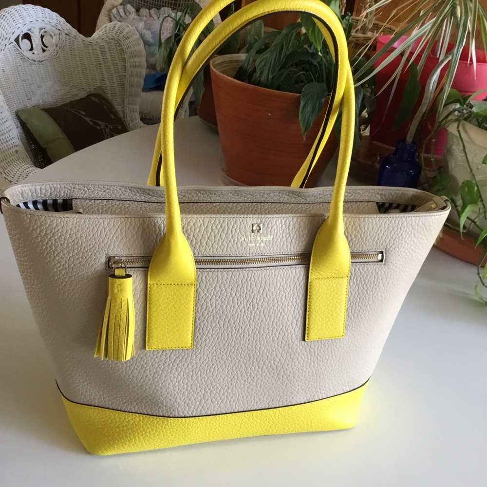 NWOT KATE SPADE LARGE TOTE BAG